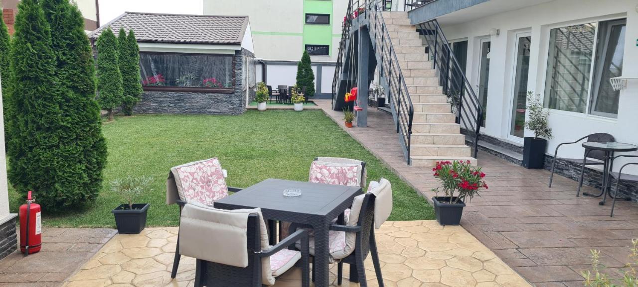 Casa Gogu Hotel Năvodari Eksteriør billede